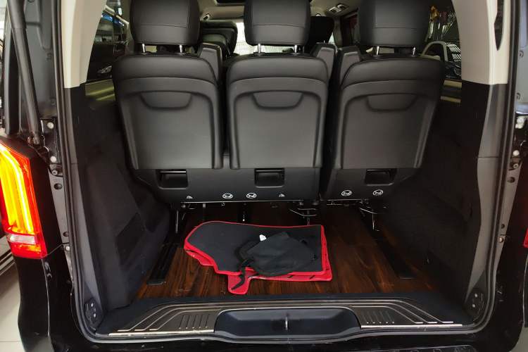 Used Mercedes-Benz V-Class 2020 V 260 L Long-wheelbase Luxury Edition