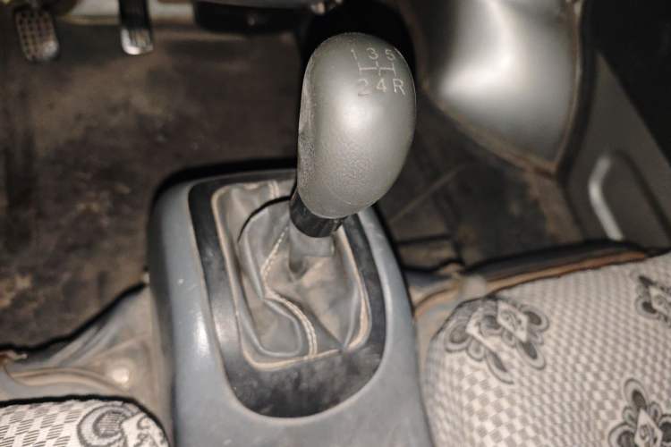 Used Wuling Zhiguang 2010 1.0L Liye Edition