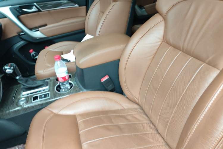 Used Haval H9 2015 2.0T Four-Wheel Drive Luxury 7-Seater Left Front Seat