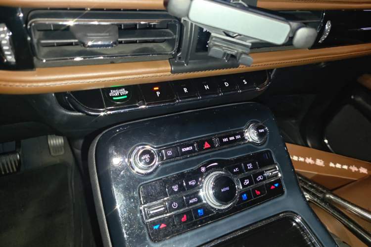 Used Lincoln Nautilus 2021 2.7T Four-Wheel Drive Prestige Edition