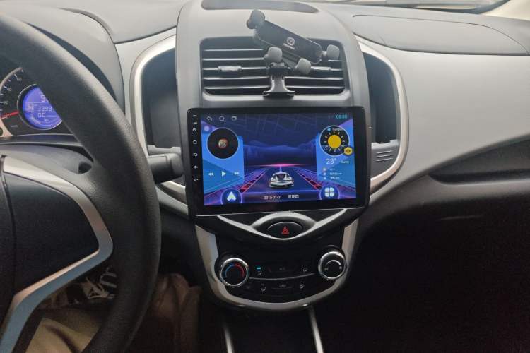 Used CHANGAN Benni E-Star 2021 National Edition Xin Yue Version Lithium Iron Phosphate (31.95 kWh) Audio And AC Panel