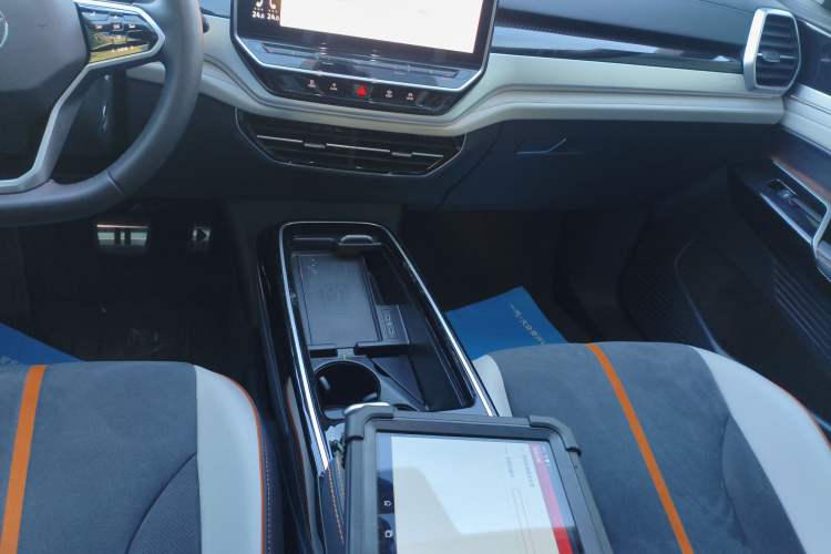 Used Volkswagen ID.6 CROZZ 2022 Long-Range PRO Edition
