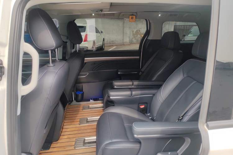 Used GAC Trumpchi M8 2023 Lingxiu Series 390T Prestige Edition