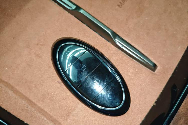 Used Yangwang U8 2023 Luxury Edition
