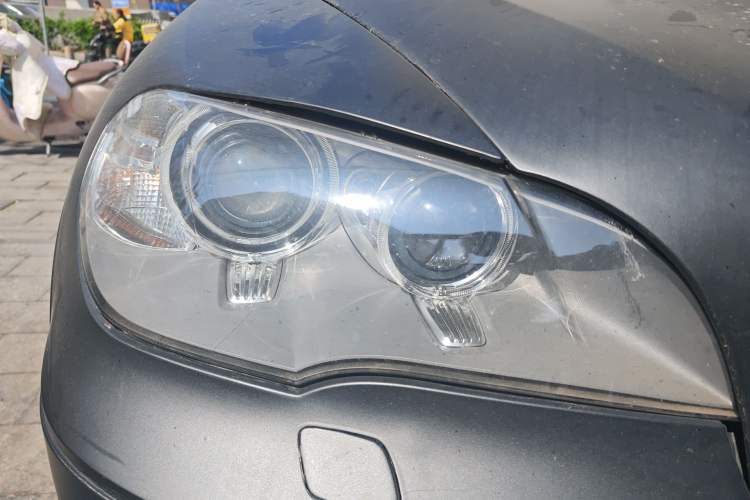 Used BMW X5 2011 xDrive35i M Sport model Right Front Headlight