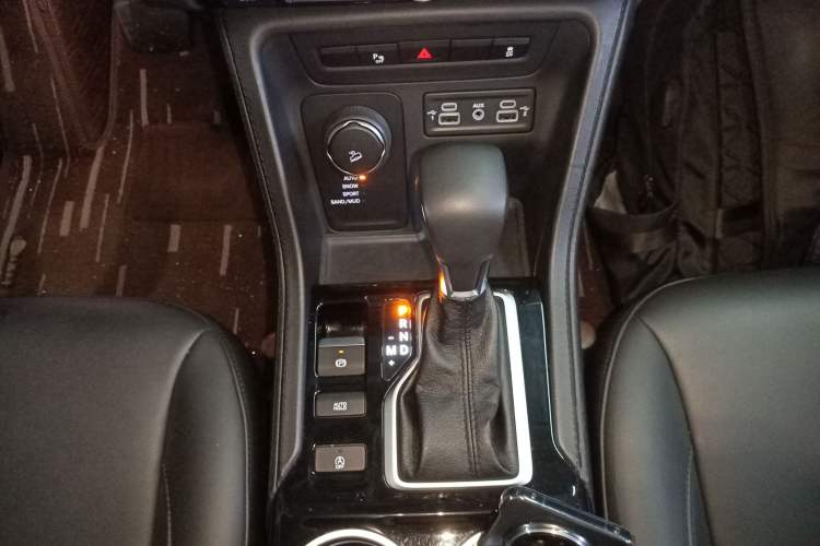 Used Jeep Grand Commander 2018 2.0T Four-Wheel Drive Enjoyment Edition China VI