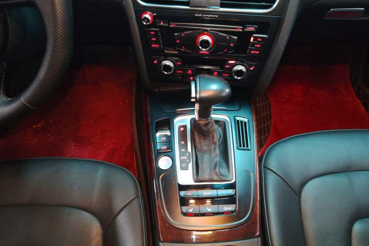 Used Audi A4L 2016 35 TFSI Collection Edition S line Comfort Model
