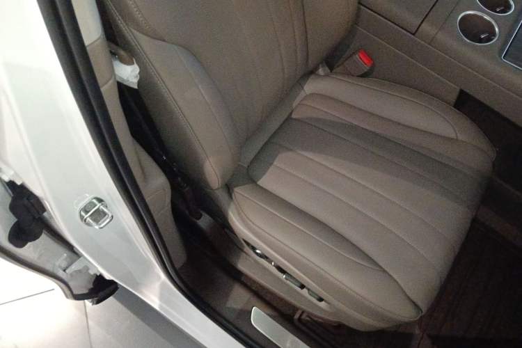 Used Hima AITO M7 2026 Model Pure Electric Max Long Range 5-Seater Version Right Front Seat