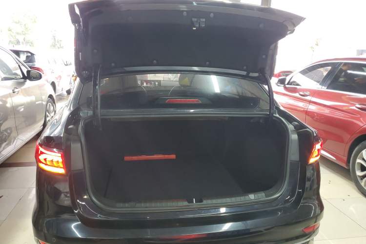 Used Geely Auto Emgrand 2022 4th Generation 1.5L CVT Luxury Model