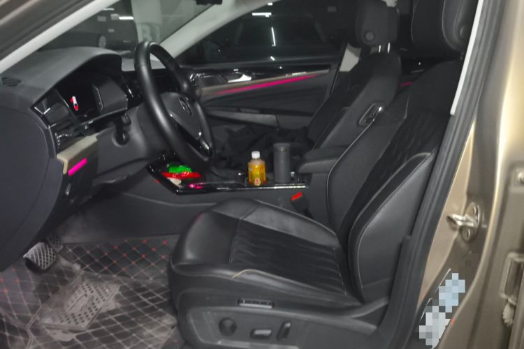 Used Volkswagen Passat 2019 330TSI Luxury Edition China VI Standard