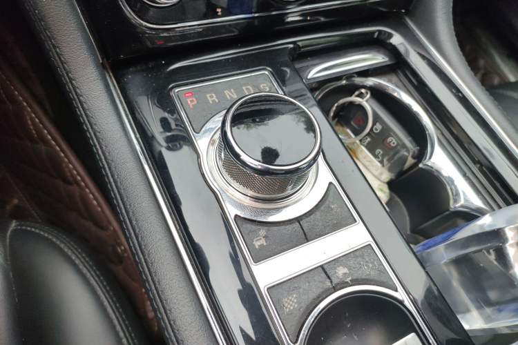 Used Jaguar XJ 2014 XJL 3.0 SC Four-Wheel Drive Panoramic Business Edition Gear Lever