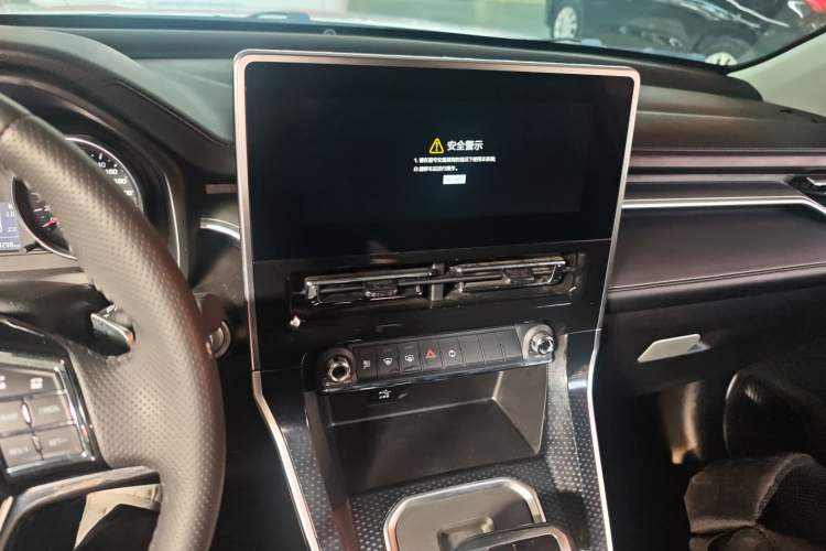 Used Haval M6 2021 PLUS 1.5T DCT Luxury Smart Connectivity Model
