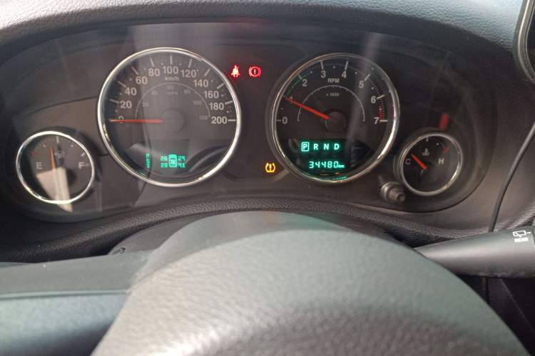 Used Jeep Wrangler 2015 3.0L Sahara Four-Door Comfort Edition
