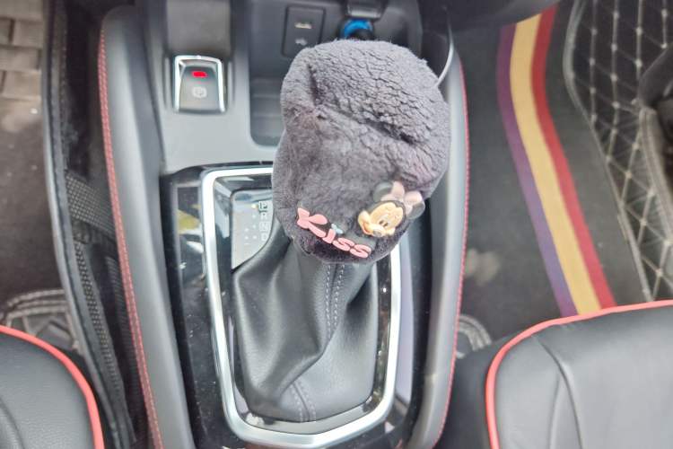 Used Nissan Qashqai 2019 2.0L CVT Luxury Edition Gear Lever