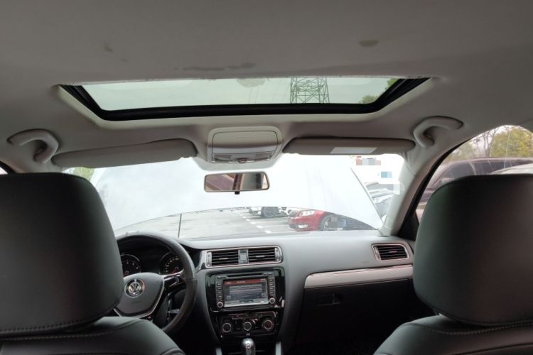 Used Volkswagen Sagitar 2015 1.6L Automatic Comfort Model Headliner