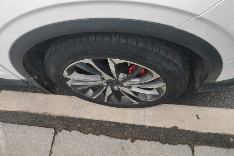 Used Geely Auto Coolray 2019 Sport Model 260T DCT Battle China V Standard
