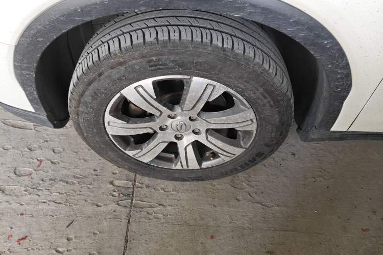 Used GAC Trumpchi GS7 2017 320T Two-Wheel-Drive Luxury Smart Connectivity Model