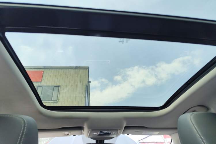 Used BYD Song Pro New Energy 2019 DM 1.5T Four-Wheel Drive Performance Edition Deluxe Model Headliner