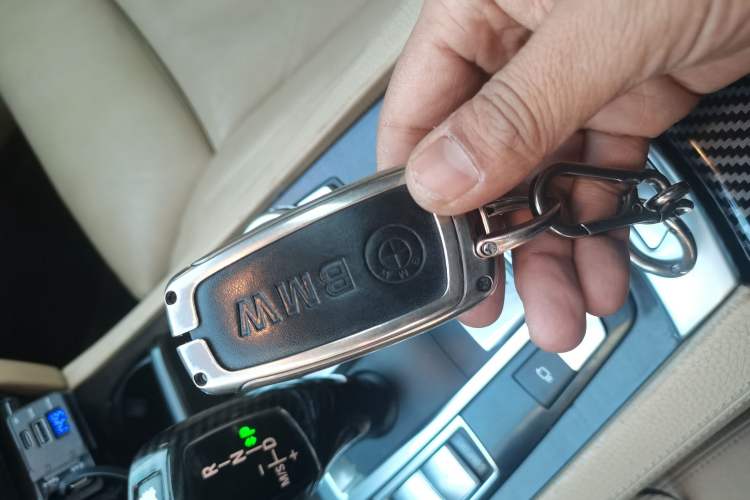 Used BMW 7 Series 2011 730Li Elegant Model
