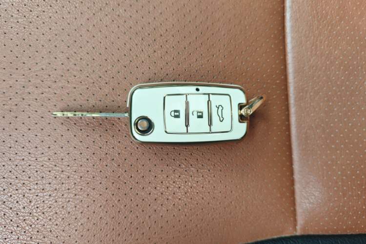 Used FORTHING Joyear X5 2015 1.6L Manual Luxury Model
