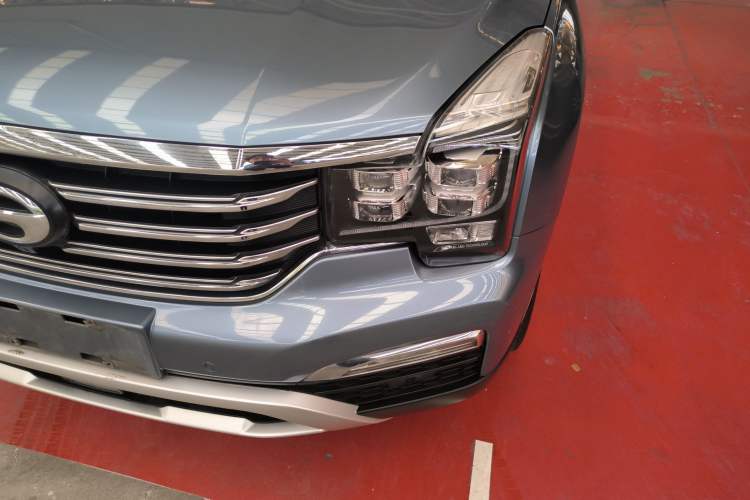 Used GAC Trumpchi GS8 2017 320T Two-Wheel Drive Luxury Smart Connectivity Version (7 Seats) Left Front Headlight