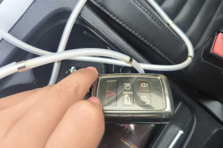 Used Volkswagen Magotan 2015 1.8TSI Advanced Model Vehicle Key