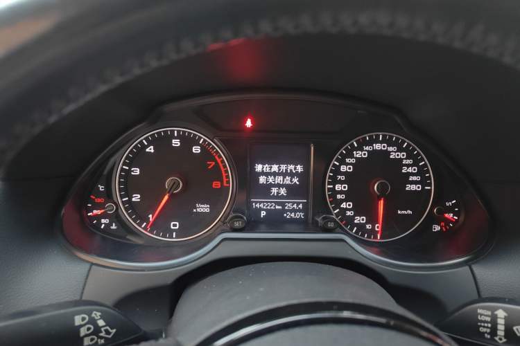 Used Audi Q5 2016 40 TFSI Technology Edition Instrument Cluster