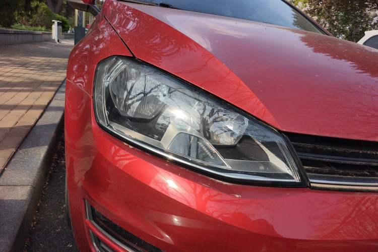 Used Volkswagen Golf 2014 1.4TSI Automatic Luxury Model
