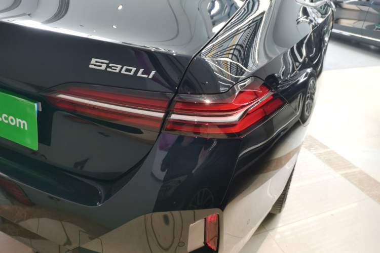 Used BMW 5 Series 2025 530Li Luxury Edition M Sport Package
