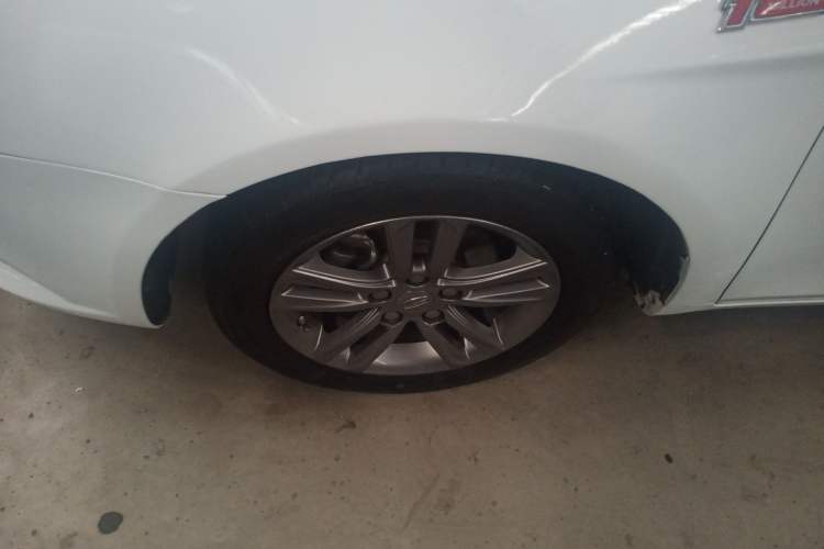 Used Geely Auto Emgrand 2017 Sedan Million Edition 1.5L Manual - Upward Version Left Front Wheel Hub