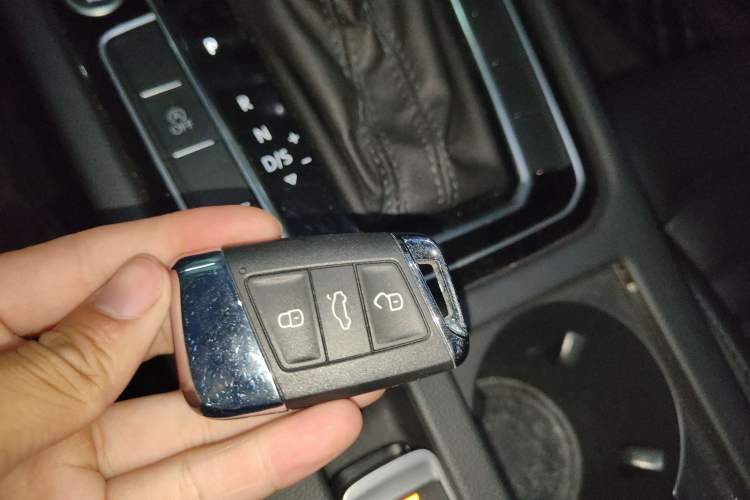 Used Volkswagen Magotan 2019 330TSI DSG Leading Model China VI Standard
