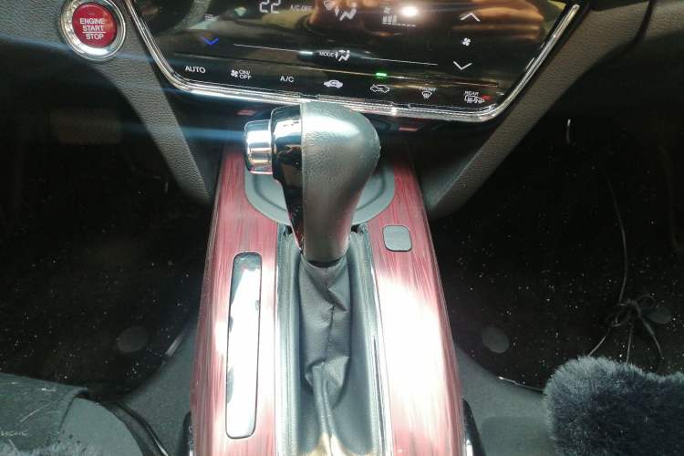 Used Honda XR-V 2015 1.8L VTi CVT Luxury Edition
