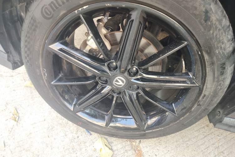 Used Changan UNI-V 2023 1.5T Prestige Model
