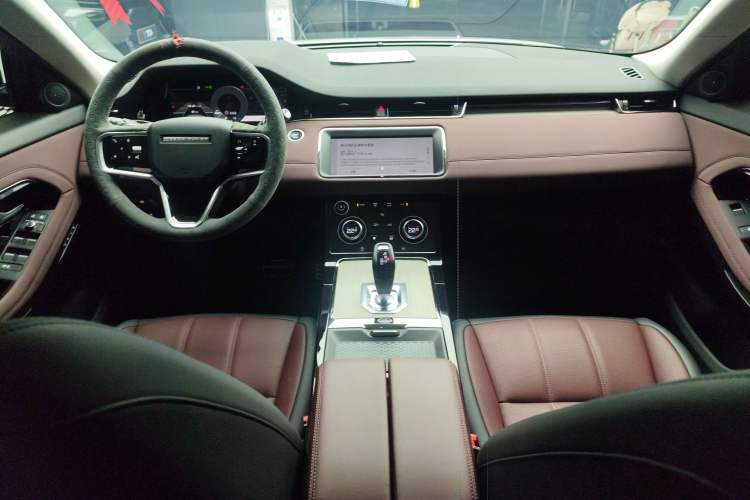 Used Land Rover Range Evoque New Energy 2023 Aurora L P300e Plug-in Hybrid Electric Version Center Console