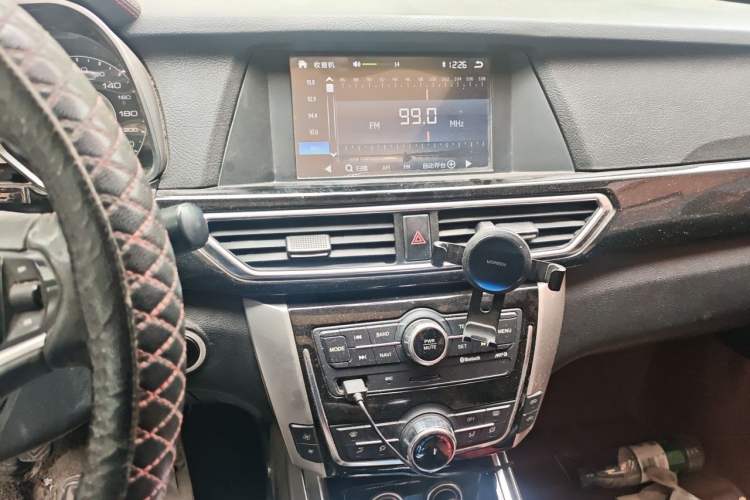 Used Zotye Domy X5 2015 1.5T Manual Luxury Model China V Standard