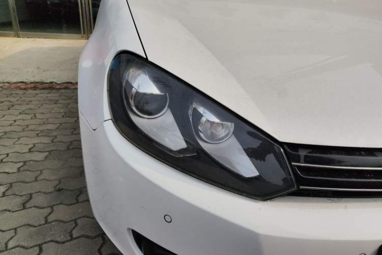 Used Volkswagen Golf 2011 1.4 TSI Comfort Travel Edition Right Front Headlight