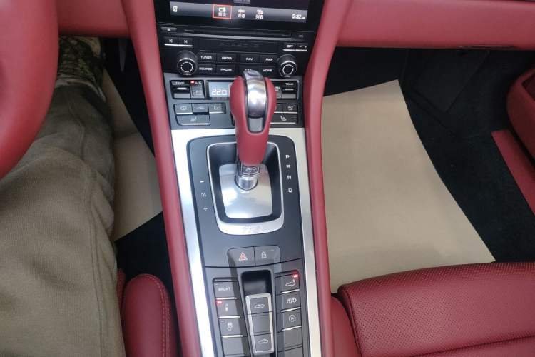 Used Porsche 718 2018 Boxster 2.0T
