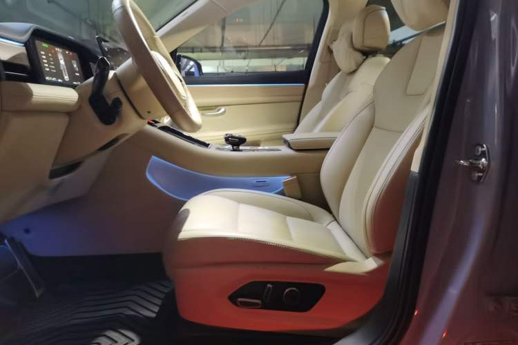 Used Hima AITO M5 2024 Extended-Range Max RS Four-Wheel Drive Advanced Intelligent Driving Version
