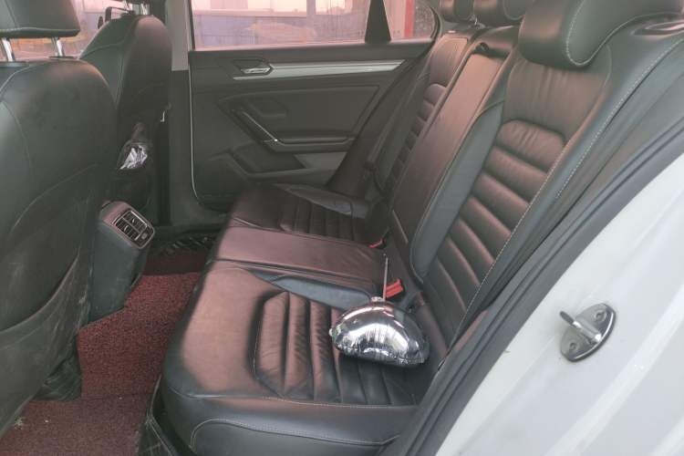 Used Volkswagen Lamando 2015 280TSI DSG Comfort Edition
