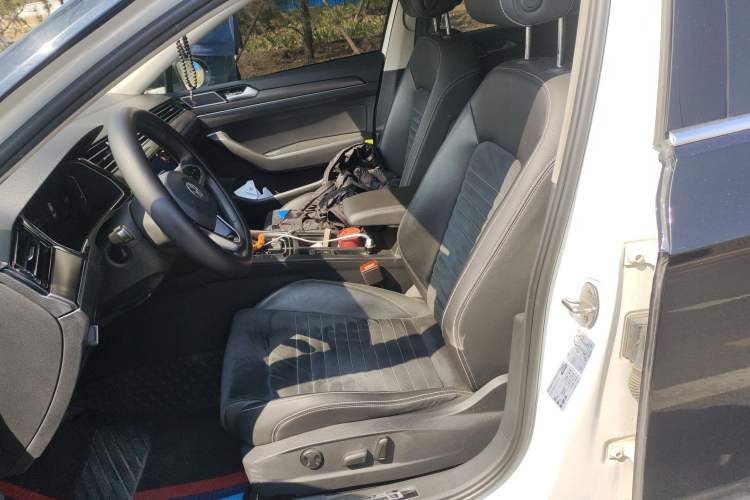 Used Volkswagen Magotan 2020 330TSI DSG Luxury Edition Left Front Seat