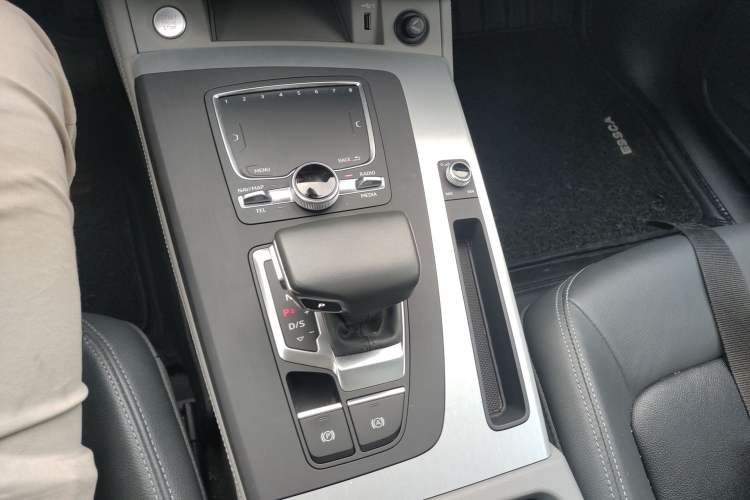 Used Audi Q5L 2018 40 TFSI Prestige Fashion Edition China VI
