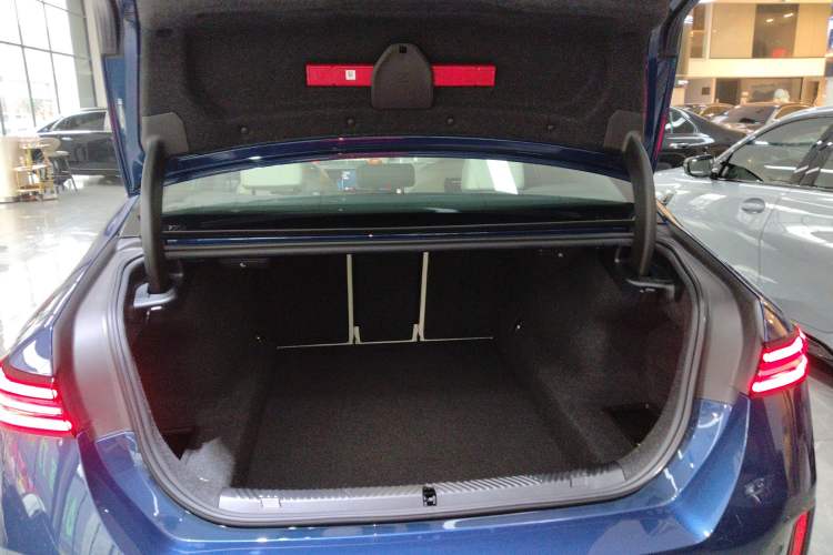 Used BMW 5 Series 2024 525i M Sport Package