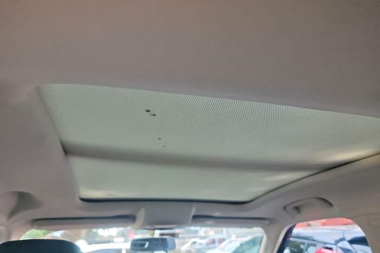 Used Zotye T300 2017 1.5T CVT Luxury Model
