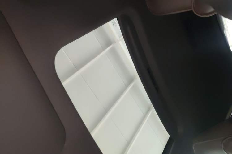 Used Toyota IZOA 2018 2.0L Yichi Version China VI Standard