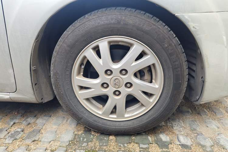 Used Bestune B50 2012 1.6L automatic 3G version
