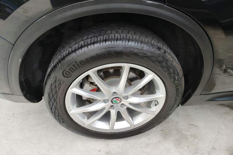 Used Alfa Romeo Stelvio 2017 2.0T 200HP Luxury Edition
