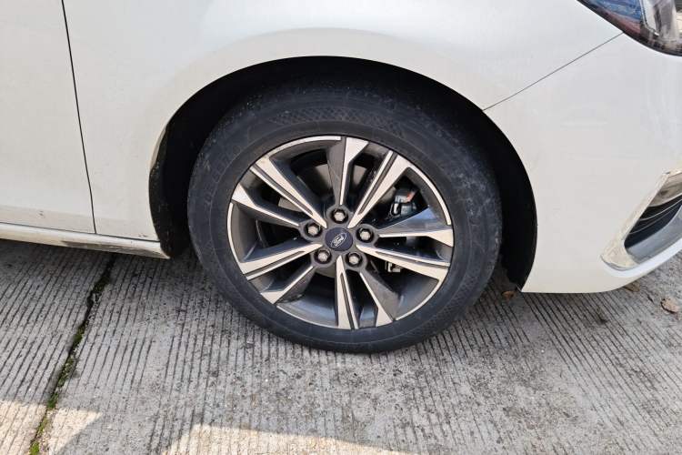 Used Ford Escort 2021 1.5L Automatic Diamond Edition
