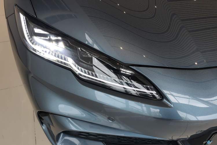 Used BYD Seal 06GT 2025 Intelligent Driving Version 605 Heatwave Edition Right Front Headlight