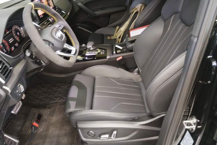 Used Audi Q5L 2024 40 TFSI Luxury Dynamic Edition Left Front Seat