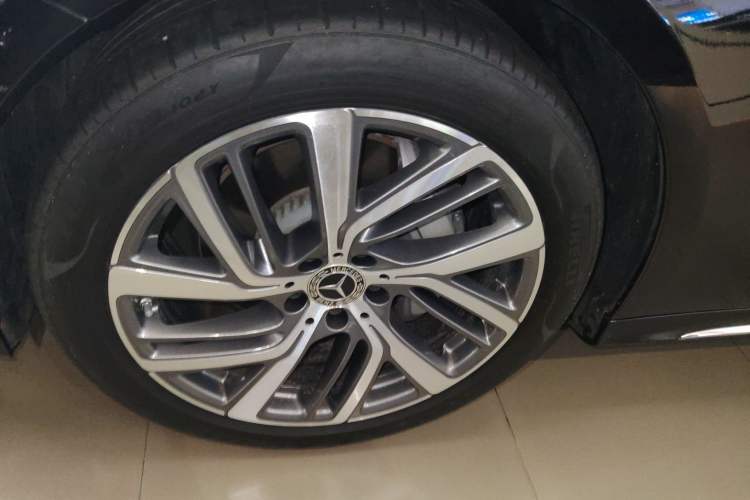 Used Mercedes-Benz E-Class 2024 E 300 L Stylish Model
